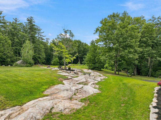 9 Storybrook Lane, Amherst, NH 03031