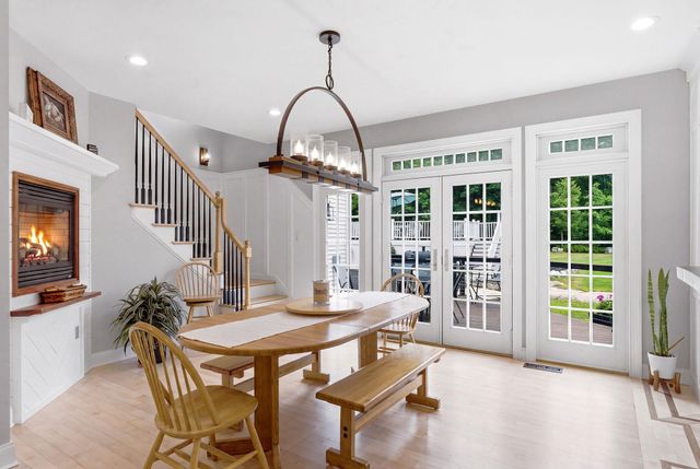 9 Storybrook Lane, Amherst, NH 03031