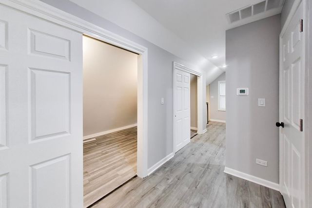 5012 N Tripp Avenue, Chicago, IL 60630