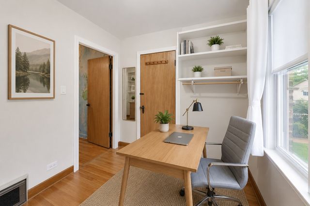 5012 N Tripp Avenue, Chicago, IL 60630