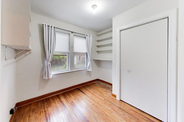 5012 N Tripp Avenue, Chicago, IL 60630
