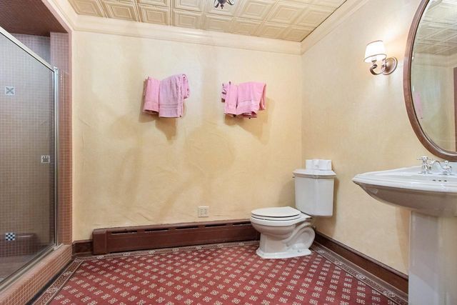 1101 S MONROE AVENUE, Green Bay, WI 54301