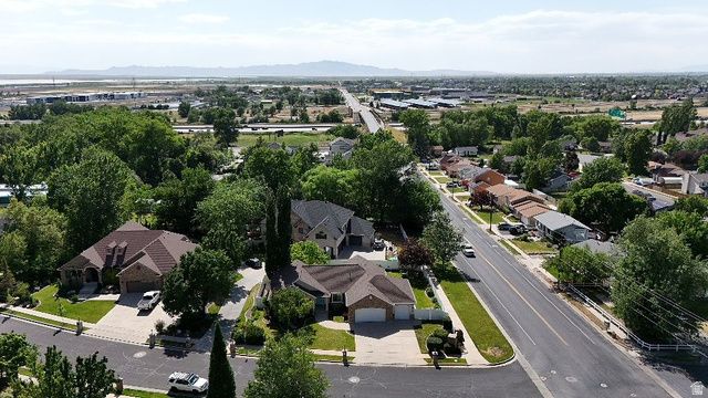 936 S DAVIS CREEK LN, Farmington, UT 84025