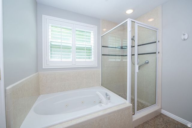 936 S DAVIS CREEK LN, Farmington, UT 84025