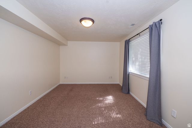 936 S DAVIS CREEK LN, Farmington, UT 84025