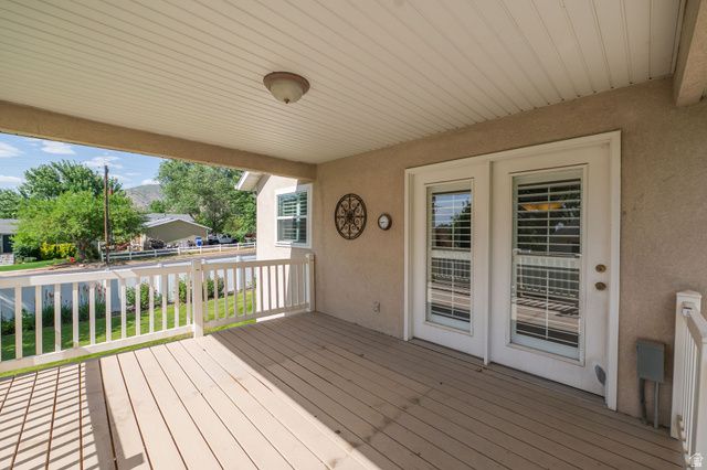 936 S DAVIS CREEK LN, Farmington, UT 84025