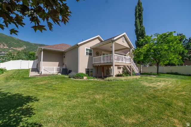 936 S DAVIS CREEK LN, Farmington, UT 84025