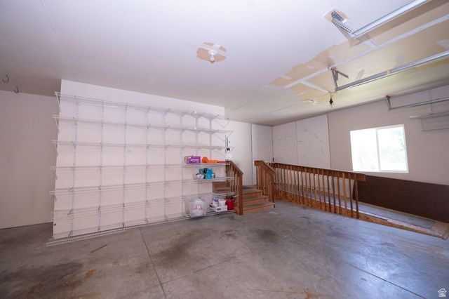 936 S DAVIS CREEK LN, Farmington, UT 84025