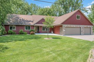 7261 Mill Road, Centerville, MN 55038