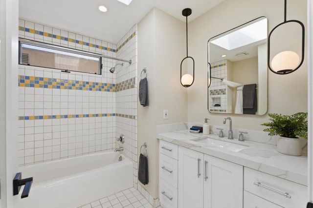 1157 Lincoln Avenue, Palo Alto, CA 94301