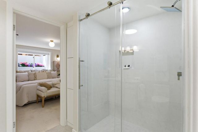 1157 Lincoln Avenue, Palo Alto, CA 94301