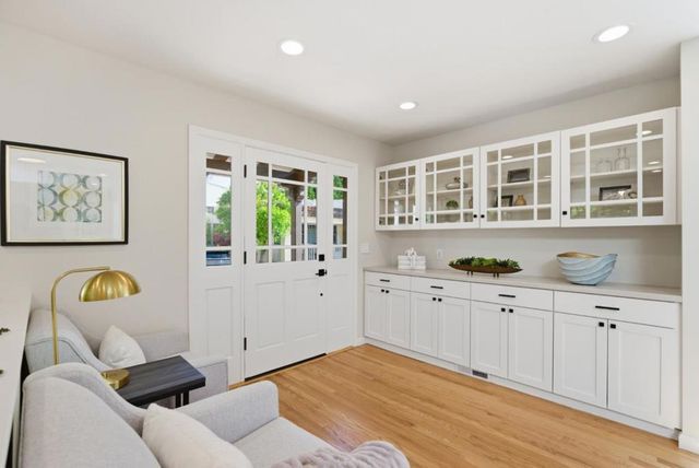 1157 Lincoln Avenue, Palo Alto, CA 94301