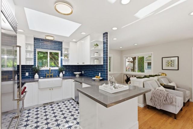 1157 Lincoln Avenue, Palo Alto, CA 94301