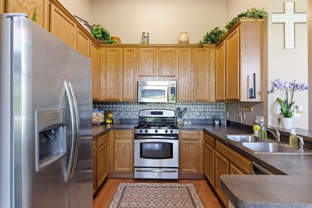 5146 Farnham Drive N, Hugo, MN 55038