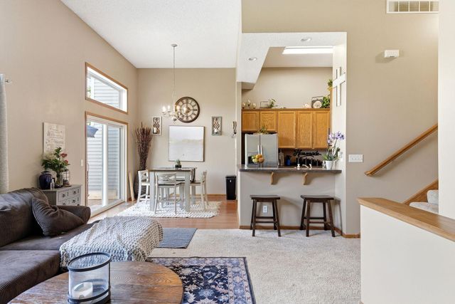 5146 Farnham Drive N, Hugo, MN 55038