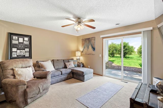 5146 Farnham Drive N, Hugo, MN 55038
