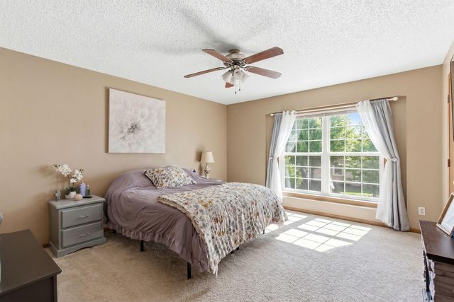 5146 Farnham Drive N, Hugo, MN 55038