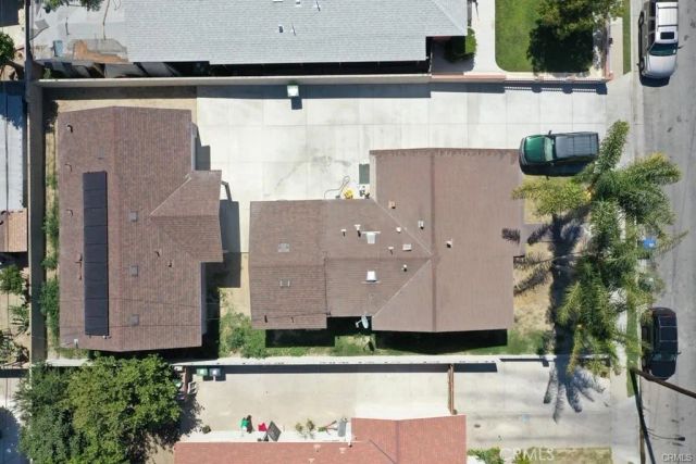 2302 W La Verne Avenue, Santa Ana, CA 92704