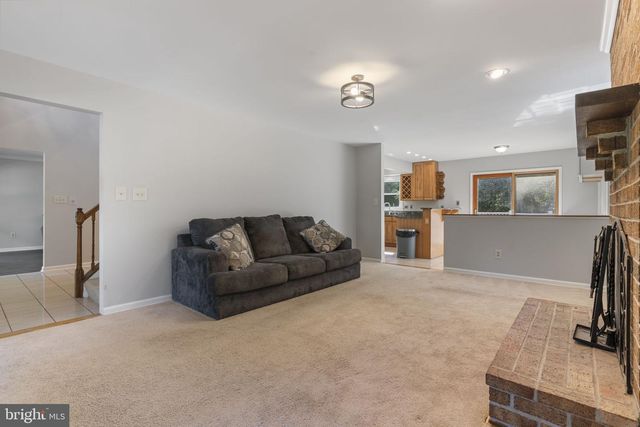 735 EVERGREEN RD, Severn, MD 21144