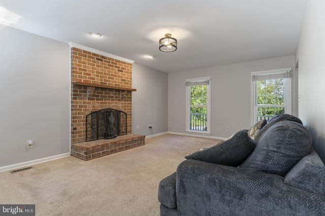 735 EVERGREEN RD, Severn, MD 21144