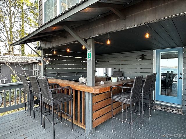 300 Point Road, Eclectic, AL 36024