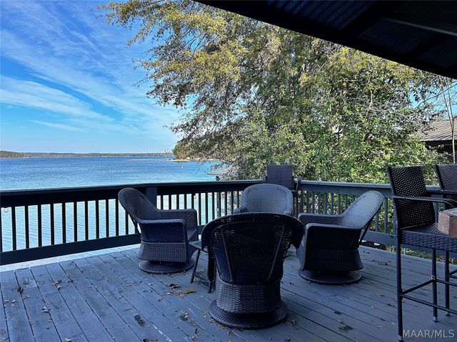 300 Point Road, Eclectic, AL 36024