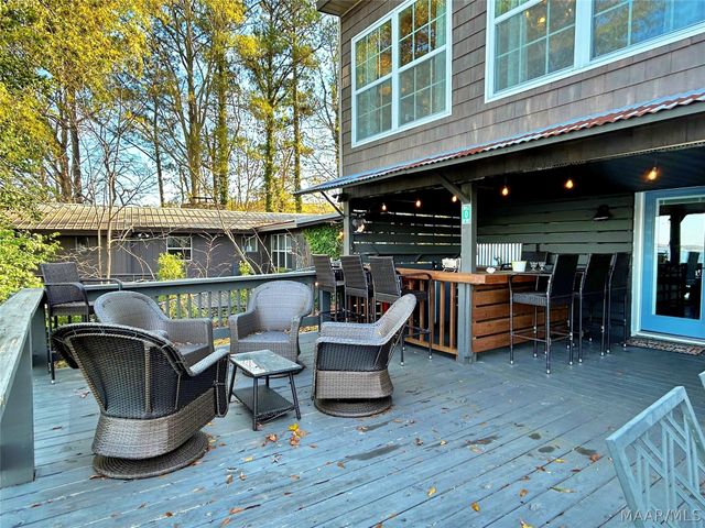 300 Point Road, Eclectic, AL 36024