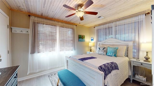 300 Point Road, Eclectic, AL 36024