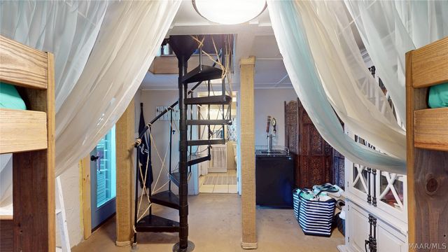 300 Point Road, Eclectic, AL 36024