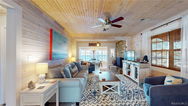300 Point Road, Eclectic, AL 36024