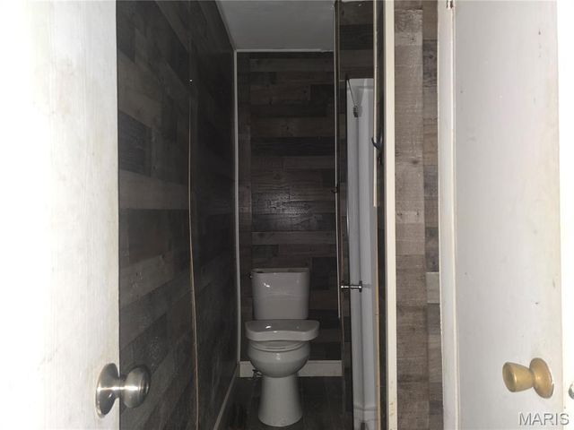 2131 Stansbury Street, St Louis, MO 63118