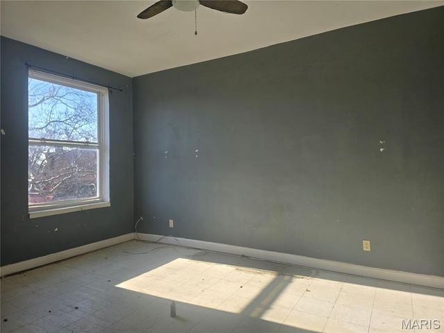 2131 Stansbury Street, St Louis, MO 63118