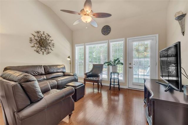 3235 Abbott SW Drive 7, Powder Springs, GA 30127