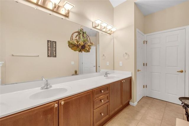 3235 Abbott SW Drive 7, Powder Springs, GA 30127