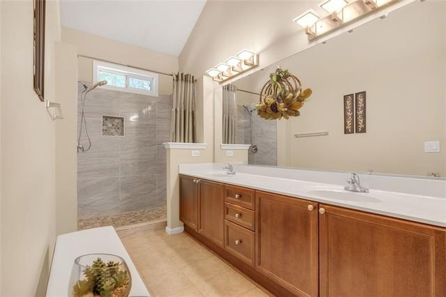 3235 Abbott SW Drive 7, Powder Springs, GA 30127