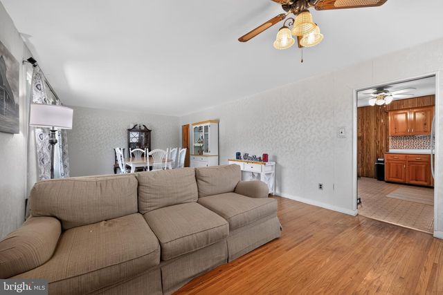 620 W 3RD AVE, Runnemede, NJ 08078