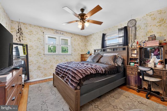 620 W 3RD AVE, Runnemede, NJ 08078