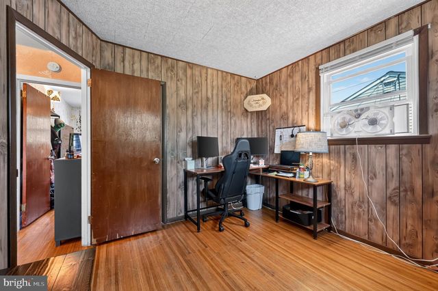 620 W 3RD AVE, Runnemede, NJ 08078