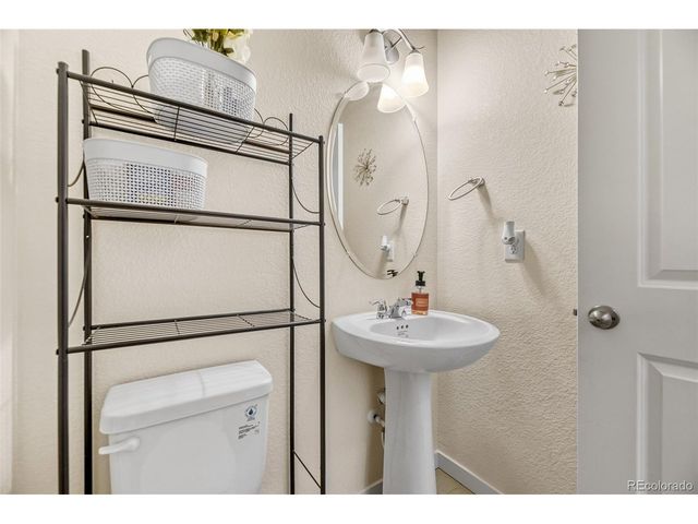 747 N Quatar St, Aurora, CO 80018