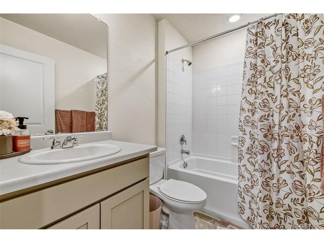 747 N Quatar St, Aurora, CO 80018