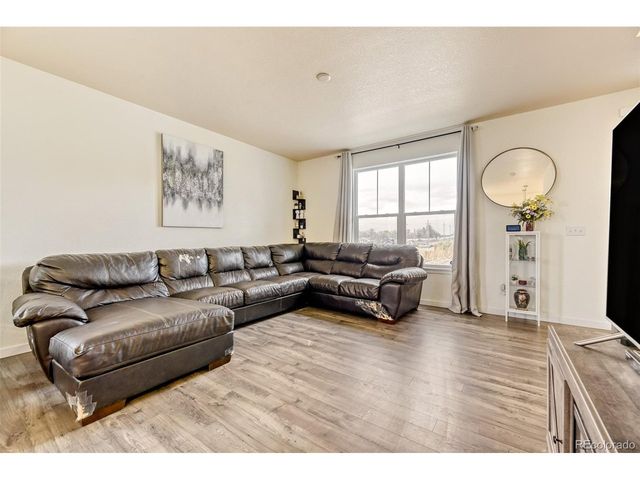 747 N Quatar St, Aurora, CO 80018