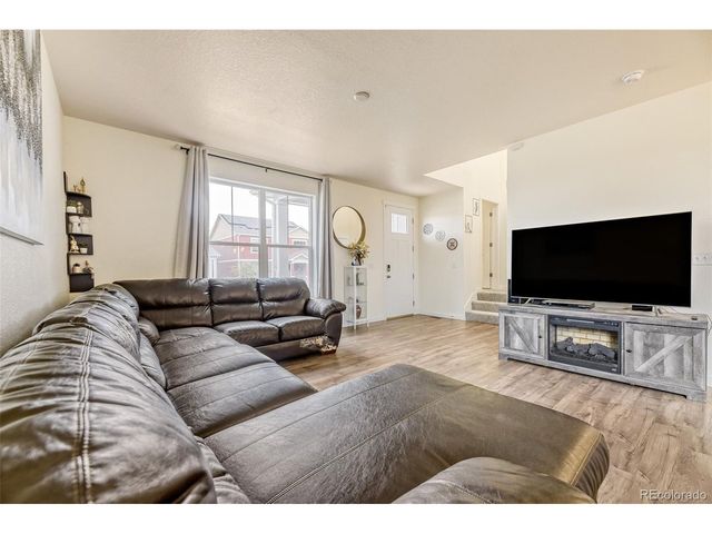 747 N Quatar St, Aurora, CO 80018