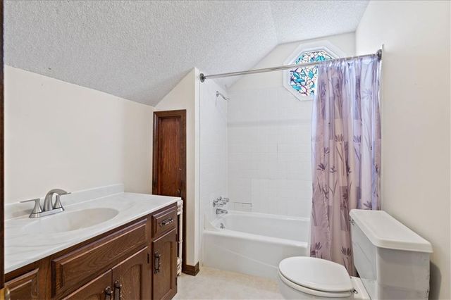 28035 W 89th Street, De Soto, KS 66018