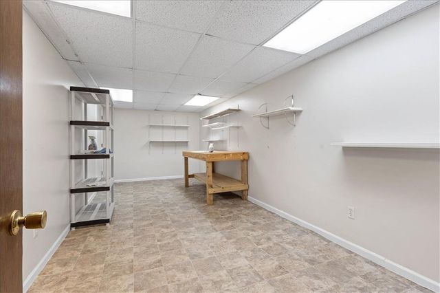 28035 W 89th Street, De Soto, KS 66018