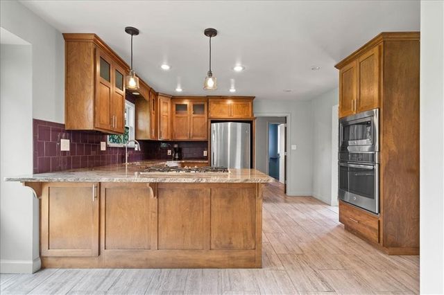 28035 W 89th Street, De Soto, KS 66018