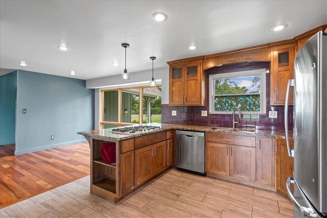 28035 W 89th Street, De Soto, KS 66018