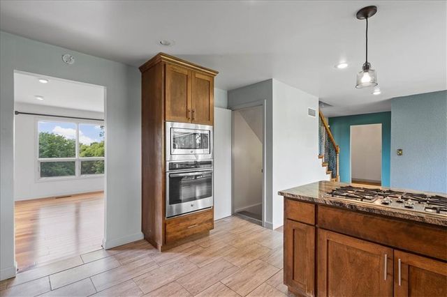28035 W 89th Street, De Soto, KS 66018
