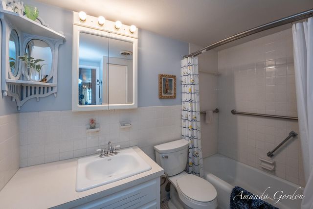 1249 Lakeshore Drive 139, Muskegon City, MI 49441