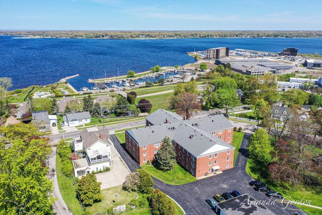 1249 Lakeshore Drive 139, Muskegon City, MI 49441