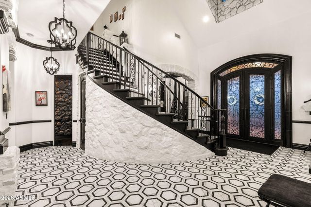 3446 E KNOLL Street, Mesa, AZ 85213